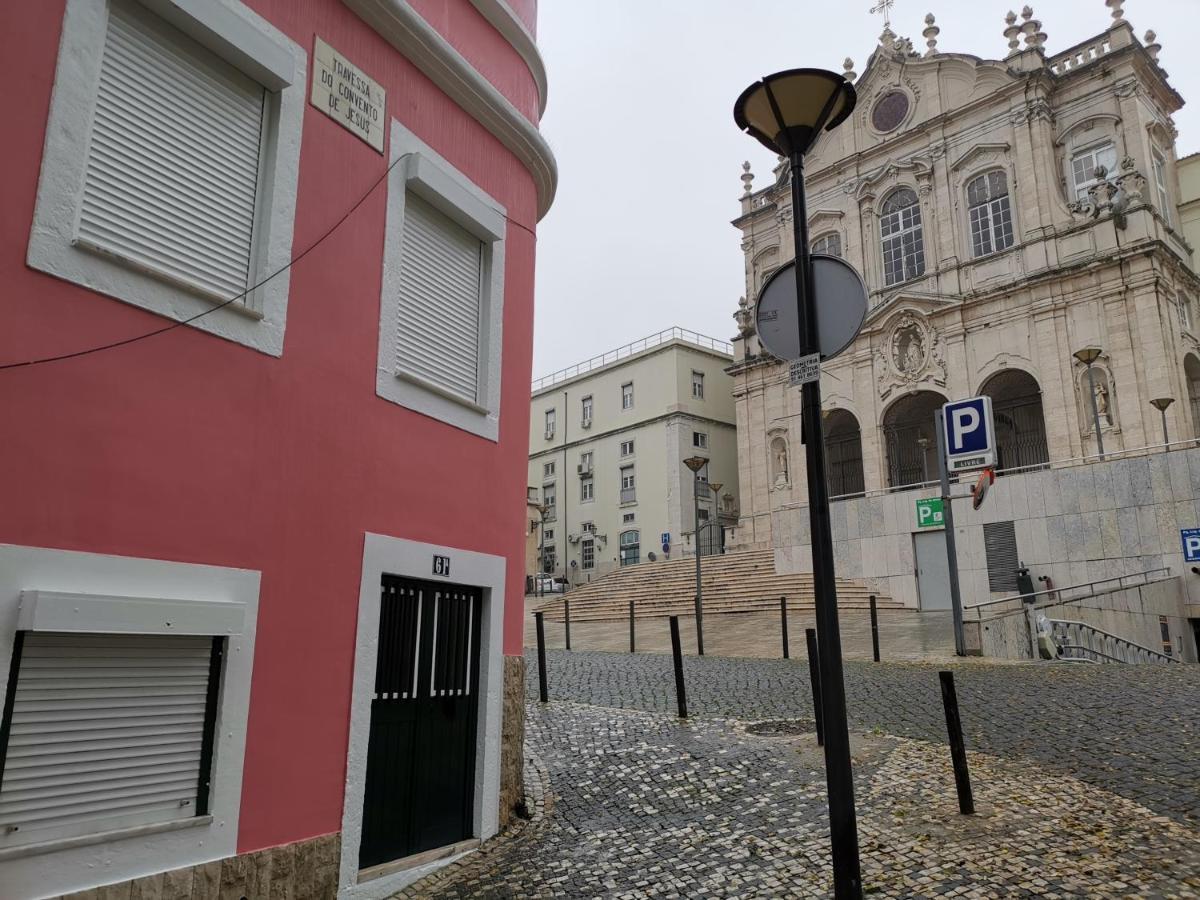 Dobairro Suites At Merces Lissabon Exterior foto