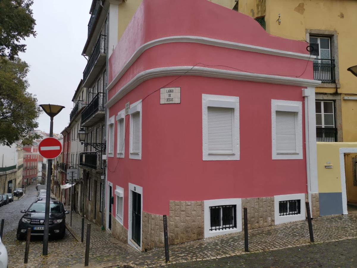 Dobairro Suites At Merces Lissabon Exterior foto